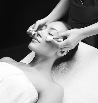 Soin-professionnel-focus-taches-lumiere-sothys-paris-1_5388.jpg