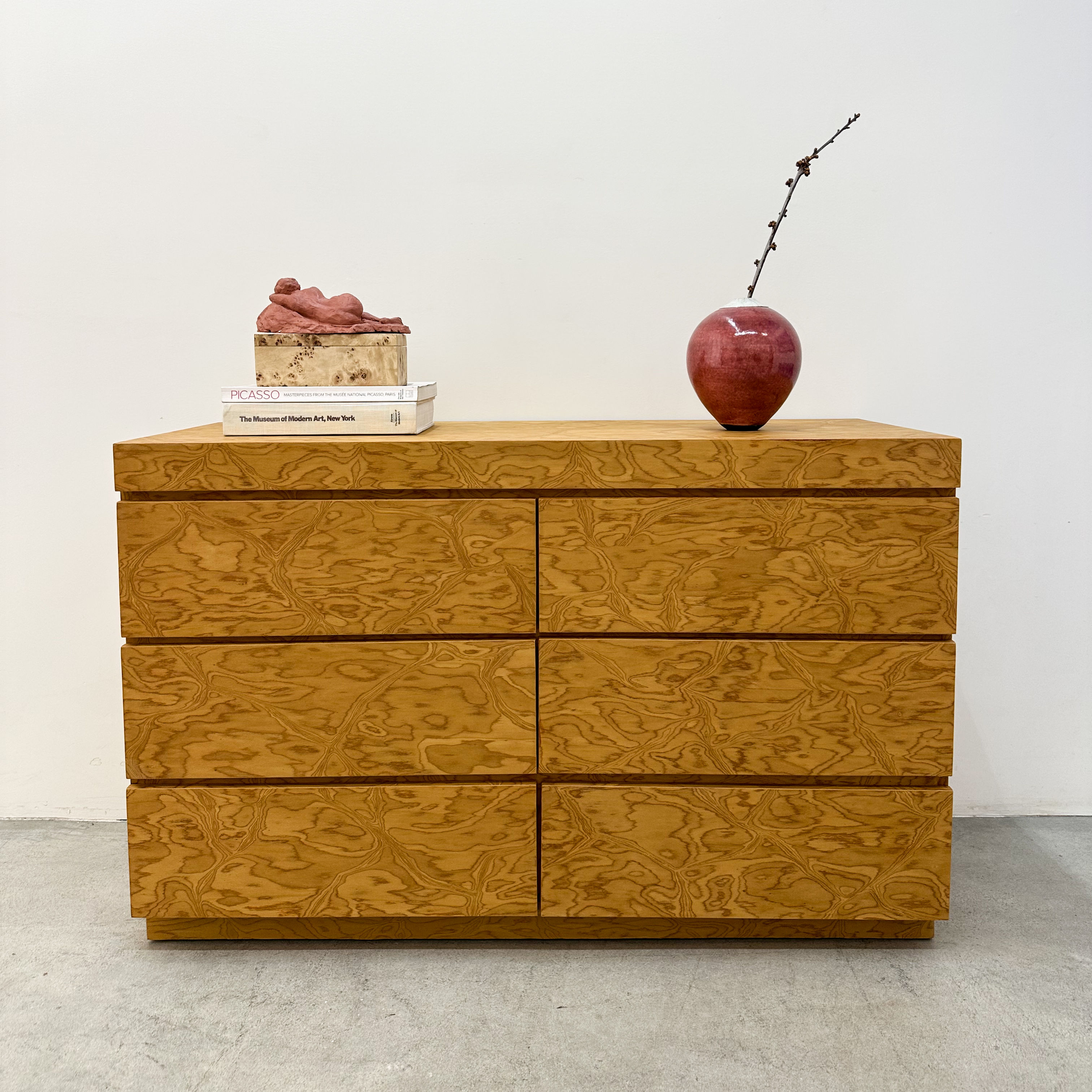 Vintage 1970s Mid-Century Modern Agreste Ouro Veneer Dresser 