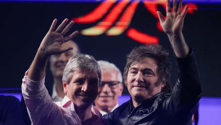 Cómo seguirá la pulseada del Gobierno con el mercado hasta las elecciones mientras se negocia el apoyo financiero de EEUU