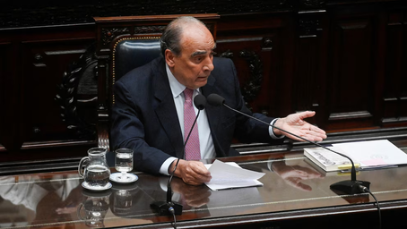 “Las leyes se van a vetar y si se insiste, se judicializará”, advirtió Guillermo Francos antes de la sesión en el Senado