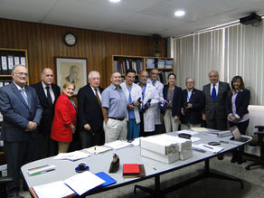 Entrega de sierras para la Sala de Yesos