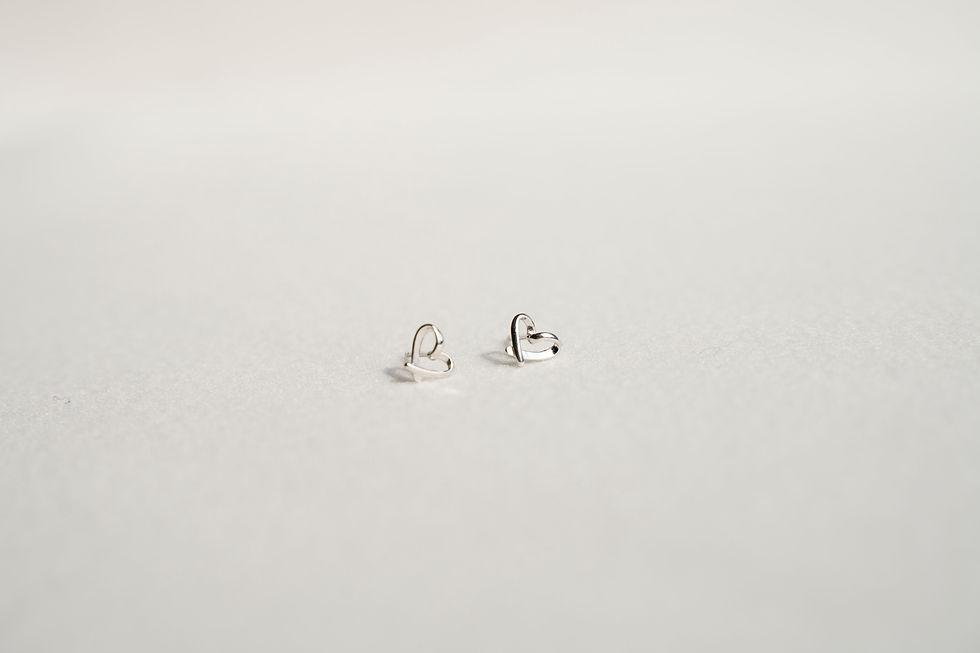 Thumbnail: Minimal Heart Stud Earrings in Sterling Silver