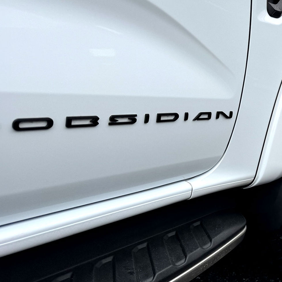 Obsidian branding pack which includes centre caps, bonnet, tailgate, side door badging & wing badges