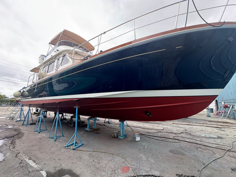 yacht transport services