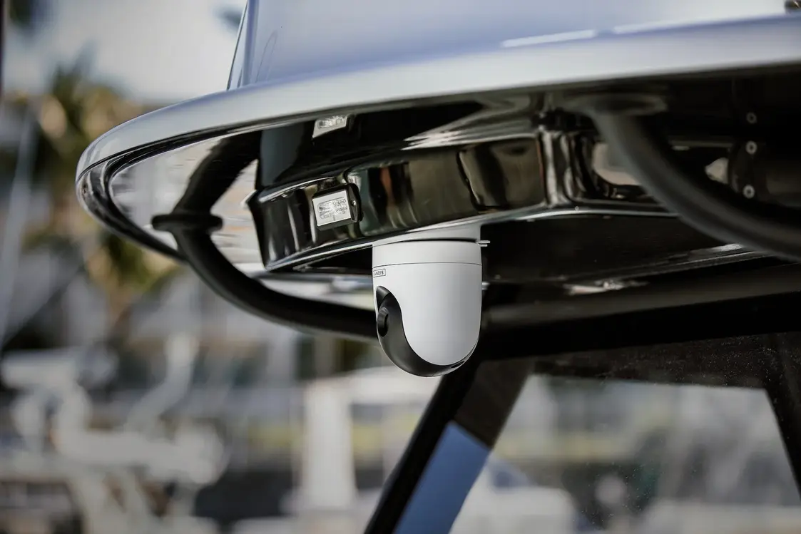 white nightwave sionyx marine navigational camera installer