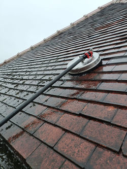 Rotary headed surface cleaner.