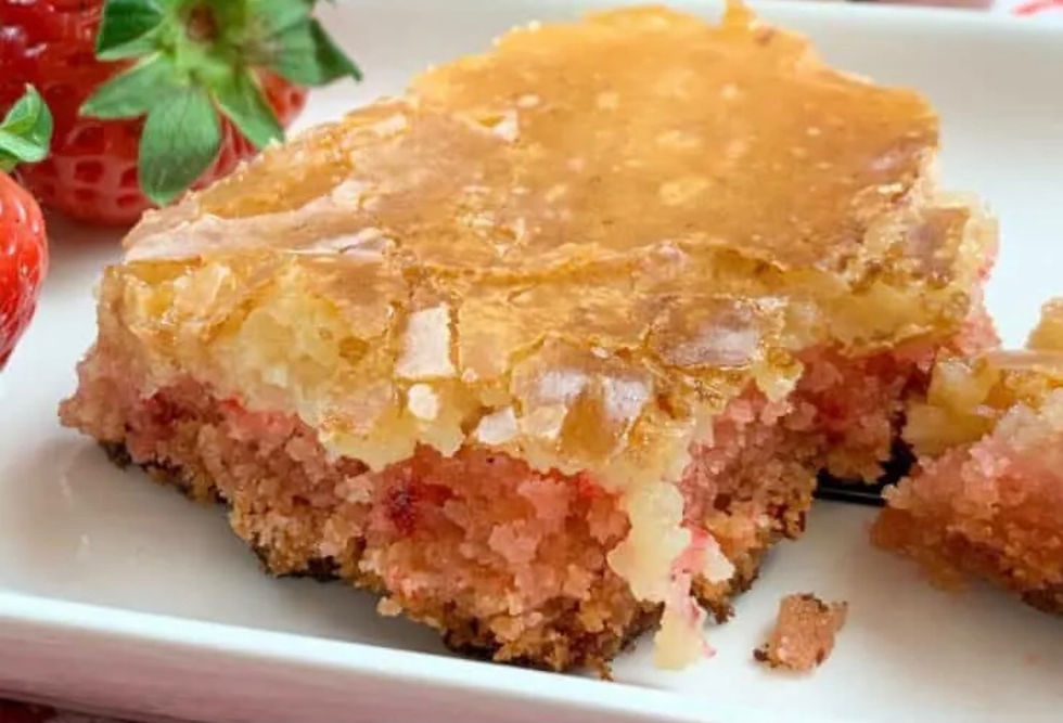 STRAWBERRY KAKE BAR.JPG