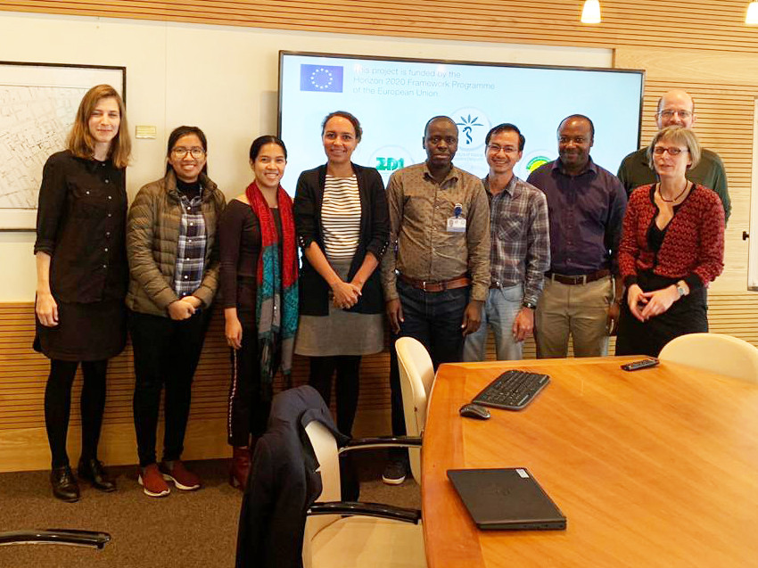 From left to right : Virissa Lenters (Julius Center, University Medical Center, Utrecht), Savina Chham (National Institute of Public Health, Cambodia), Nikki Giron (Julius Center), Joyce Browne (Julius Center), Salisu Ishaku (Julius Center), Vannarath Te (National Institute of Public Health, Cambodia), Daniel Boateng (Julius Center), Kerstin Klipstein-Grobusch (Julius Center) and George Downward (Institute for Risk Assessment Sciences, Utrecht University)