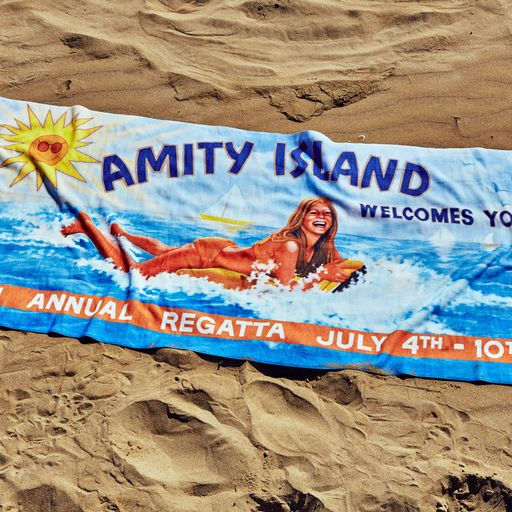 Thumbnail: Jaws Amity Island Summer of 75 Collectors Kit