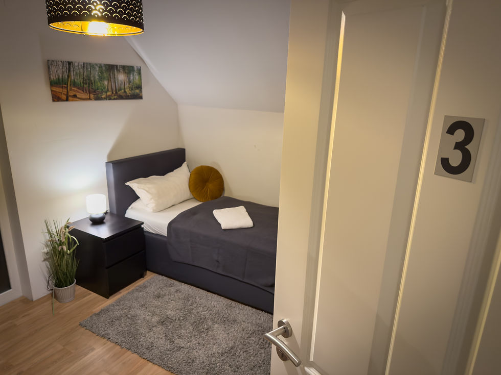 Einzelzimmer mit Balkon