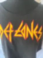 Thumbnail: Deftones Vintage Cutoff Cropped T-shirt