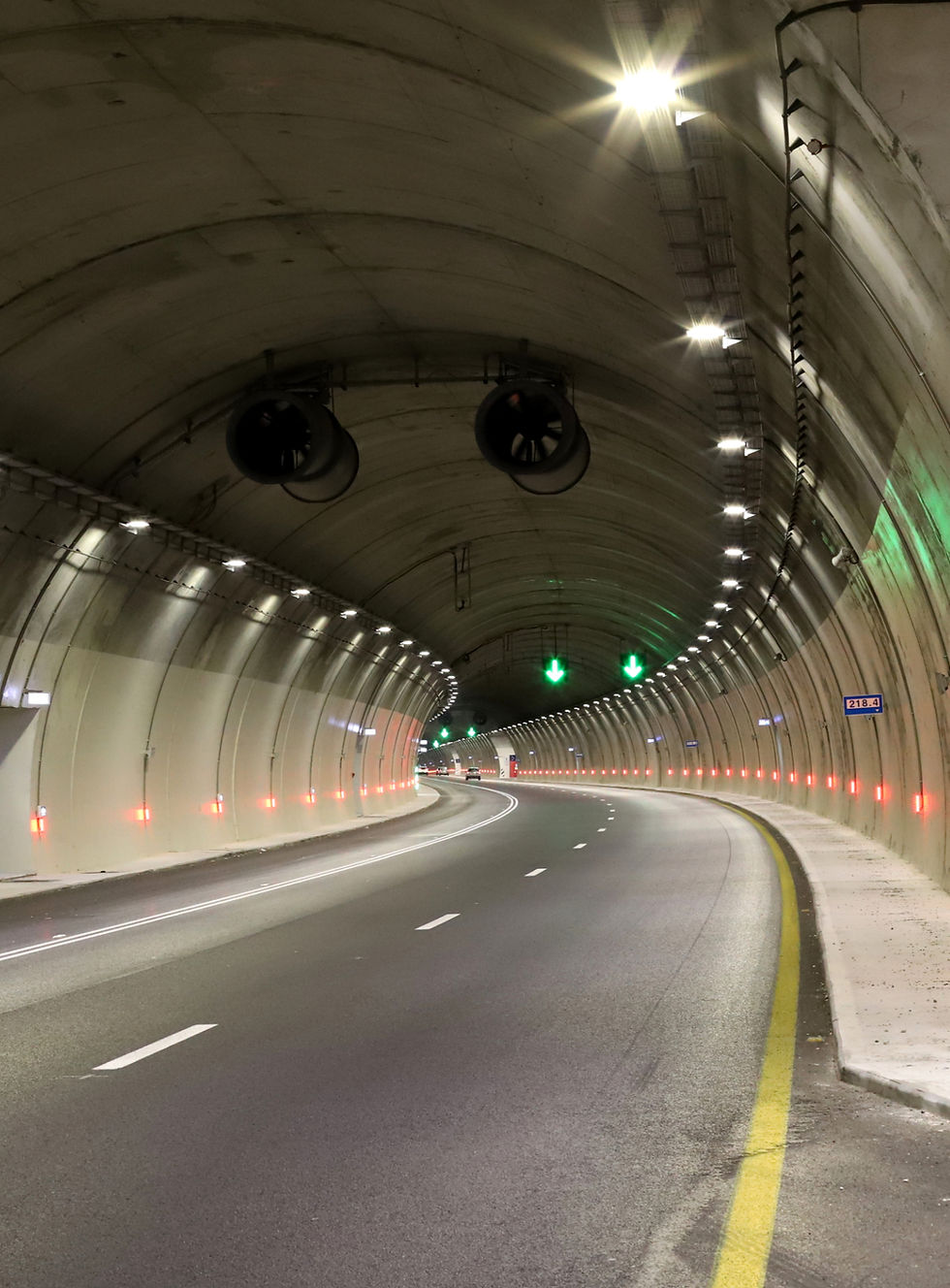 Tunnel Road_edited_edited.jpg