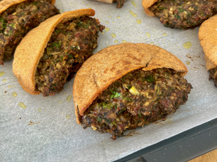 עראיס עדשים שחורות ואורז בר (טבעוני)