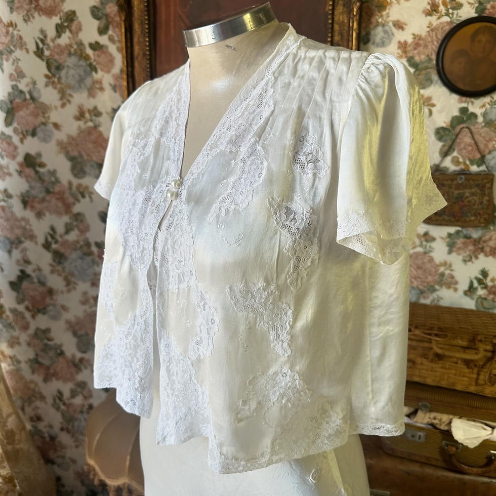 Miniatura: Liseuse bed jacket vintage 1950s seda rendas francesas 