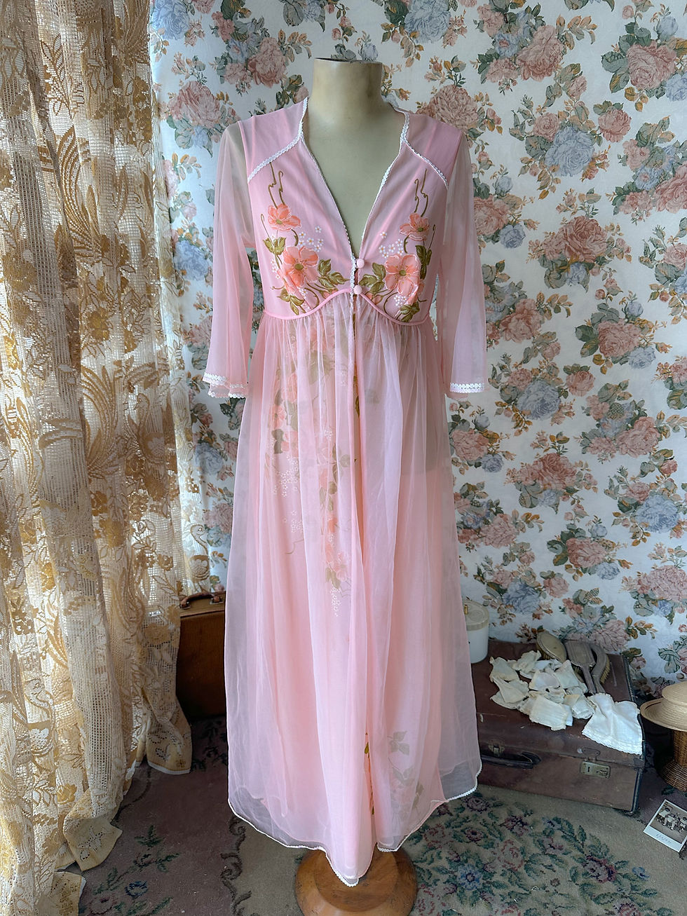 Miniatura: Conjunto vintage camisola e Peignoir rosa flores 