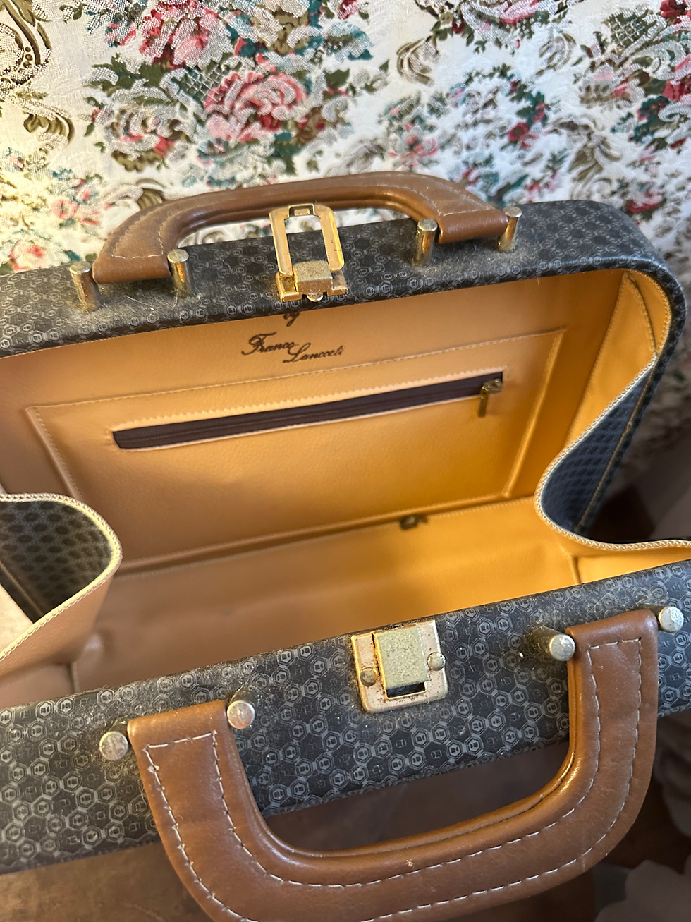 Miniatura: Bolsa maleta vintage em couro impecável com porta guarda chuva 