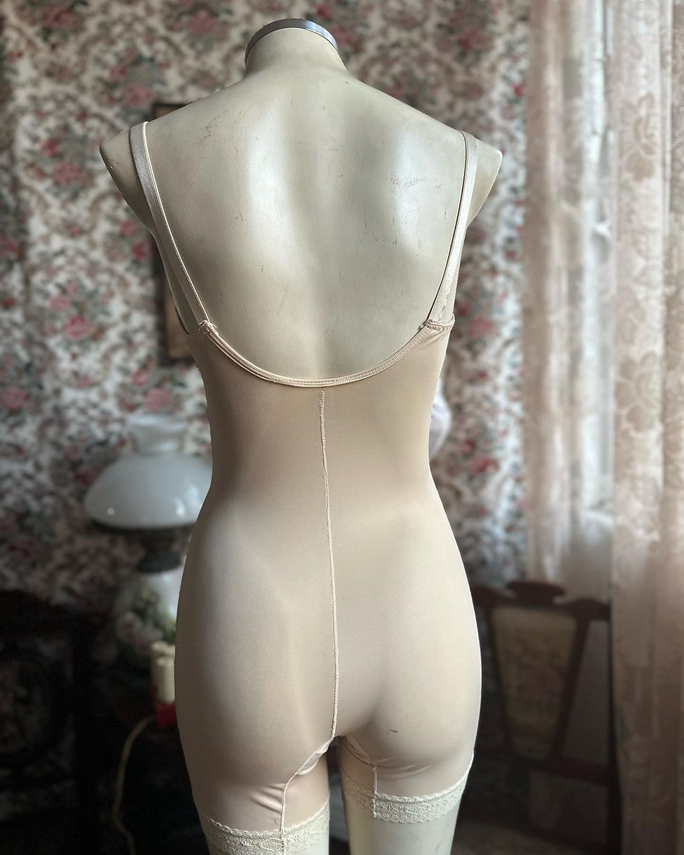 Miniatura: Lingerie Body modelador vintage com CGC 