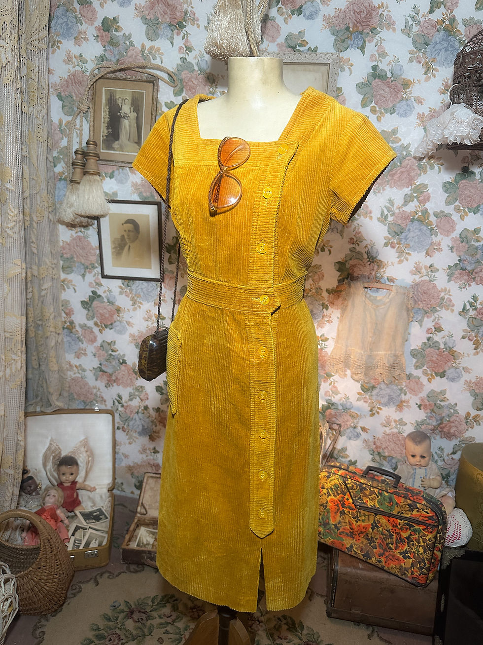 Miniatura:  Vestido vintage 1970 NUTRISPORT VELUDO   COTELÊ MOSTARDA