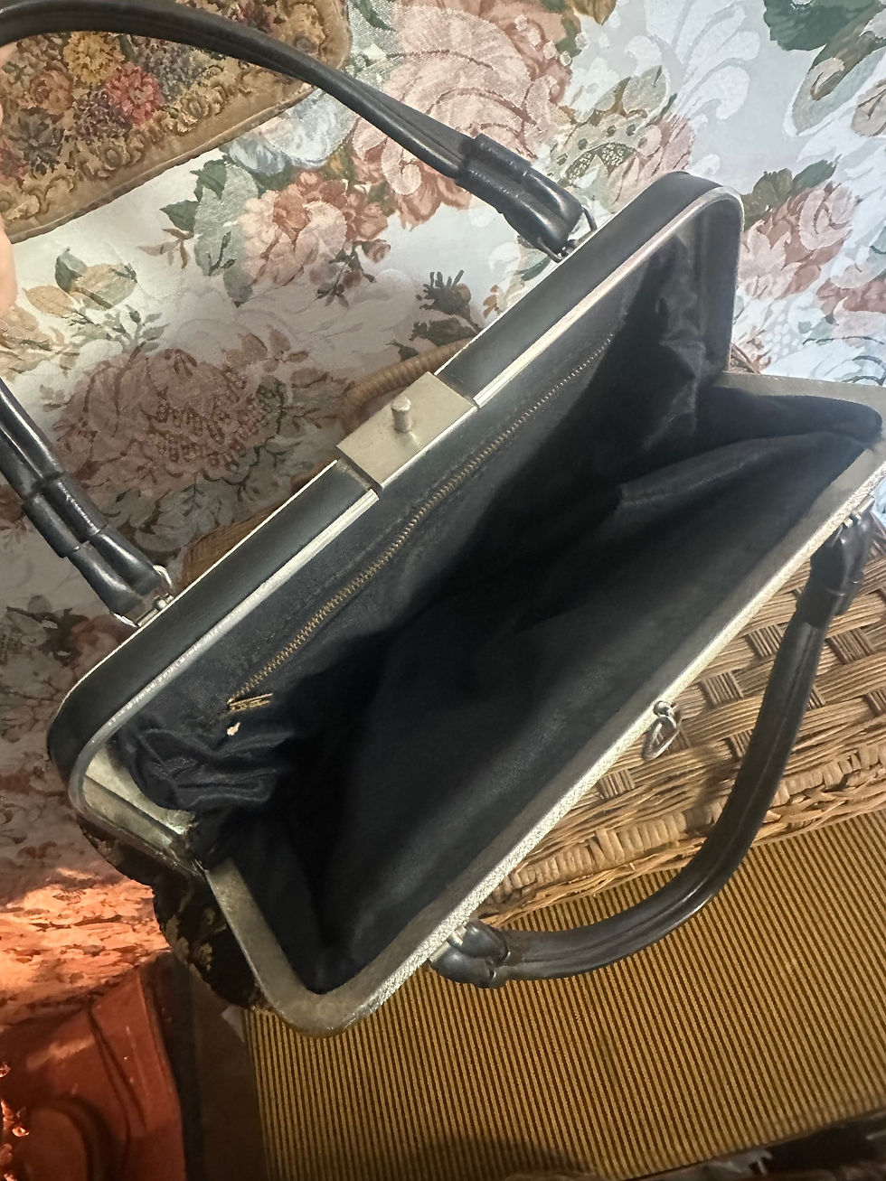 Miniatura: Bolsa vintage tipo maleta 1950s bordada tapeçaria ponto arraiolo