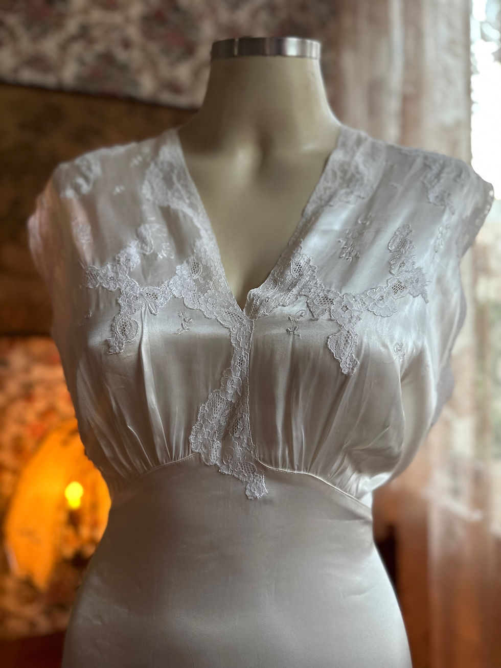 Miniatura: Vestido camisola seda vintage longo 1940/50 pérola rendas francesas 