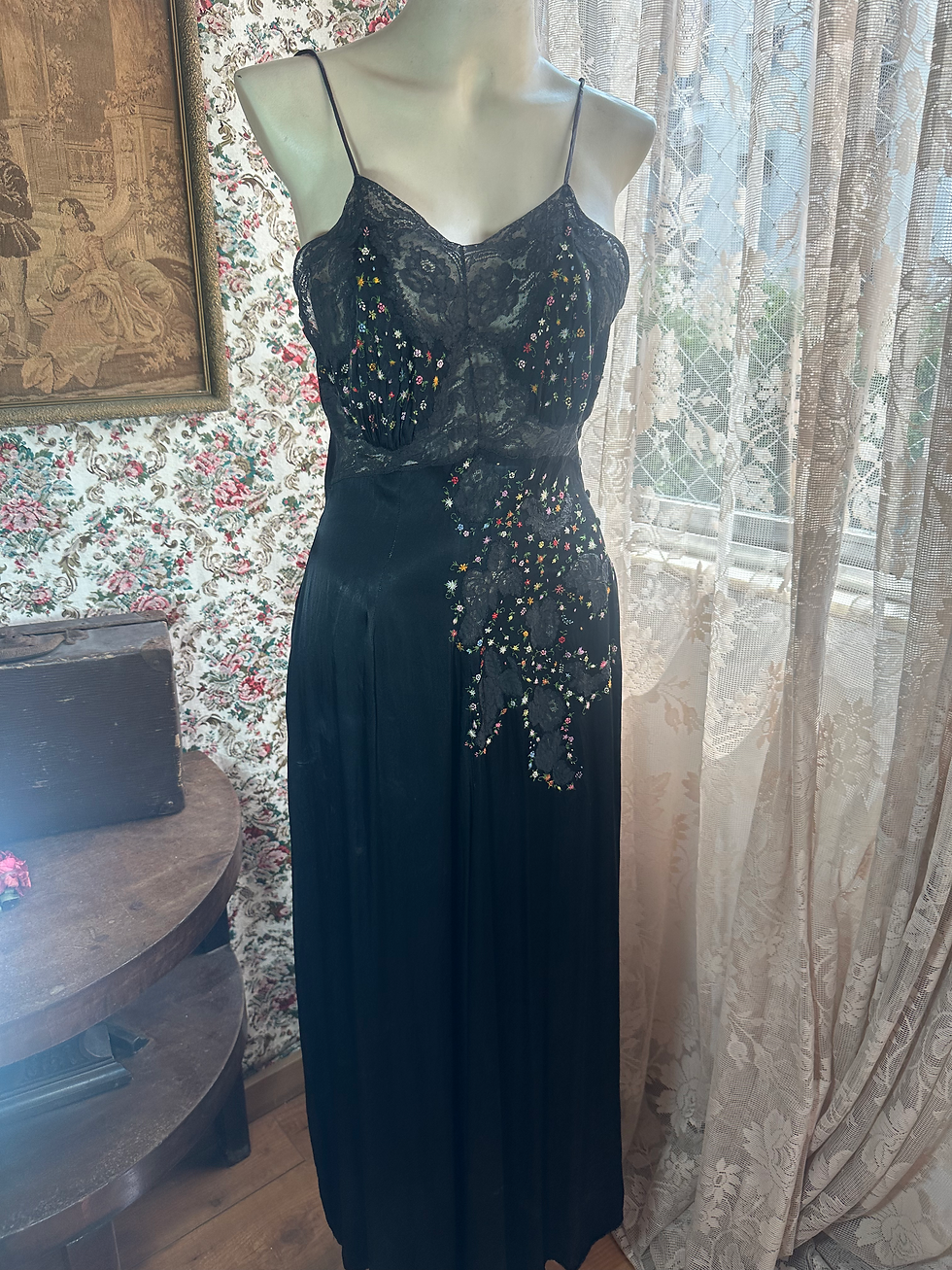 Miniatura: Silp dress camisola vestido seda 1940 longo preto bordado flores coloridas 