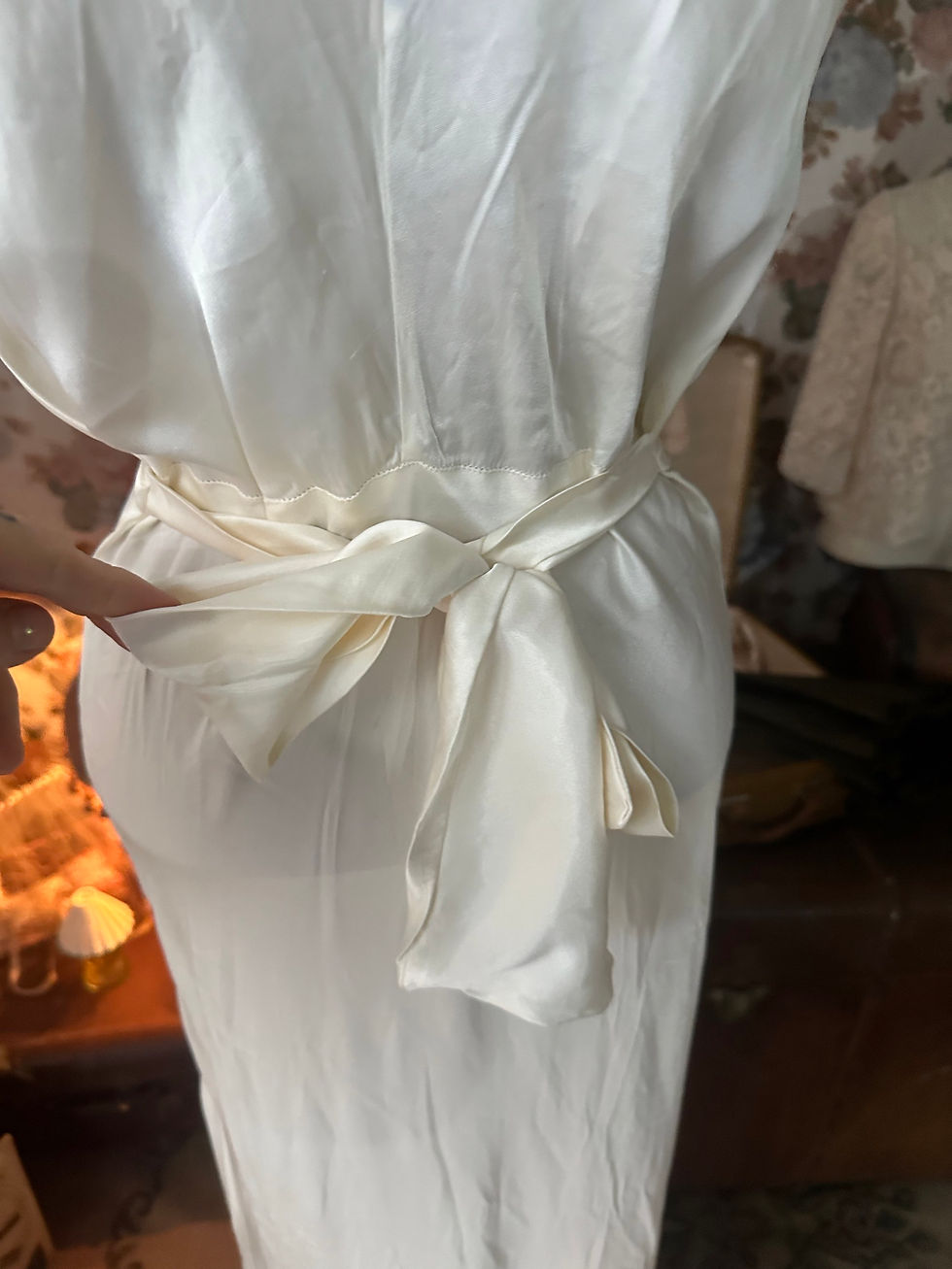 Miniatura: Camisola vintage m 1940/50 seda com rendas francesas brancas 