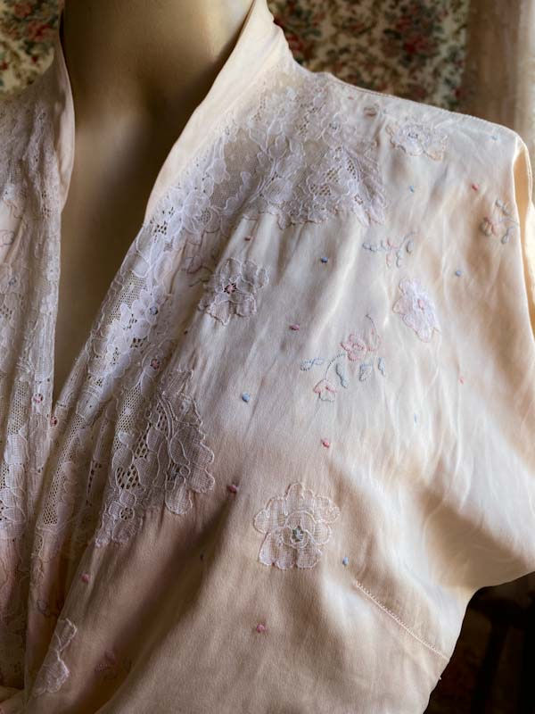 Miniatura: Blusa/Liseuse Vintage de seda anos 40 com rendas francesas 