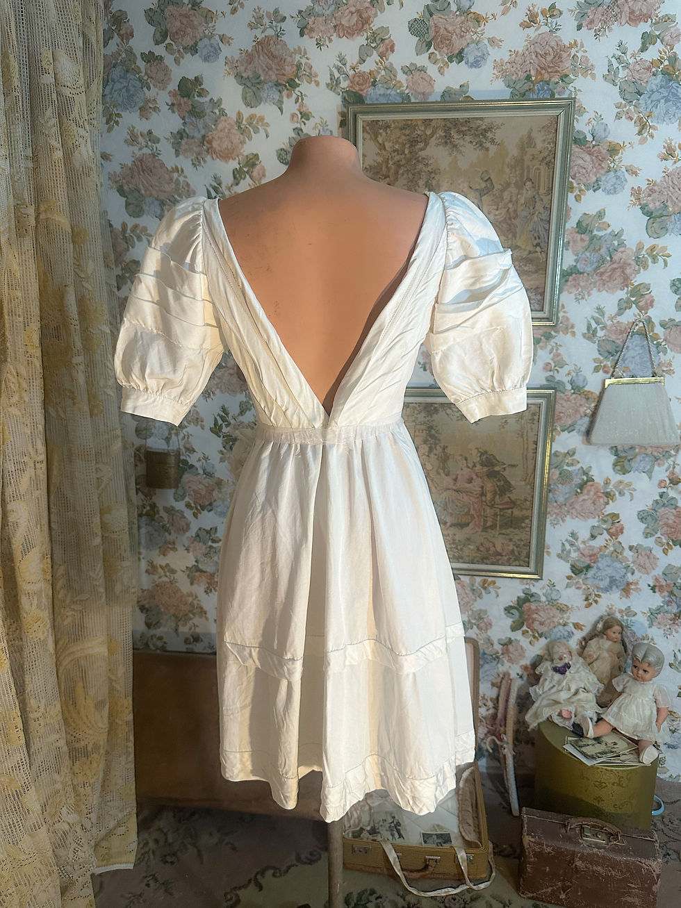 Miniatura: Vestido vintage boneca rendas recorte V