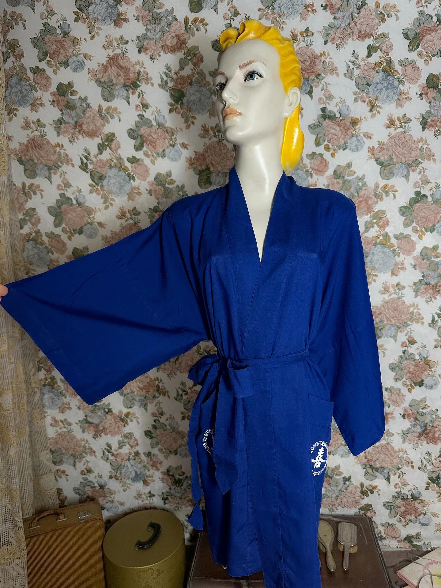 Kimono robe chinês original azulão lindo bordado bolsos e Costa