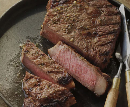 RIB-EYE AHUMADO CON MOSTAZA DIJON, CON A