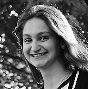 Ailee headshot_edited.jpg