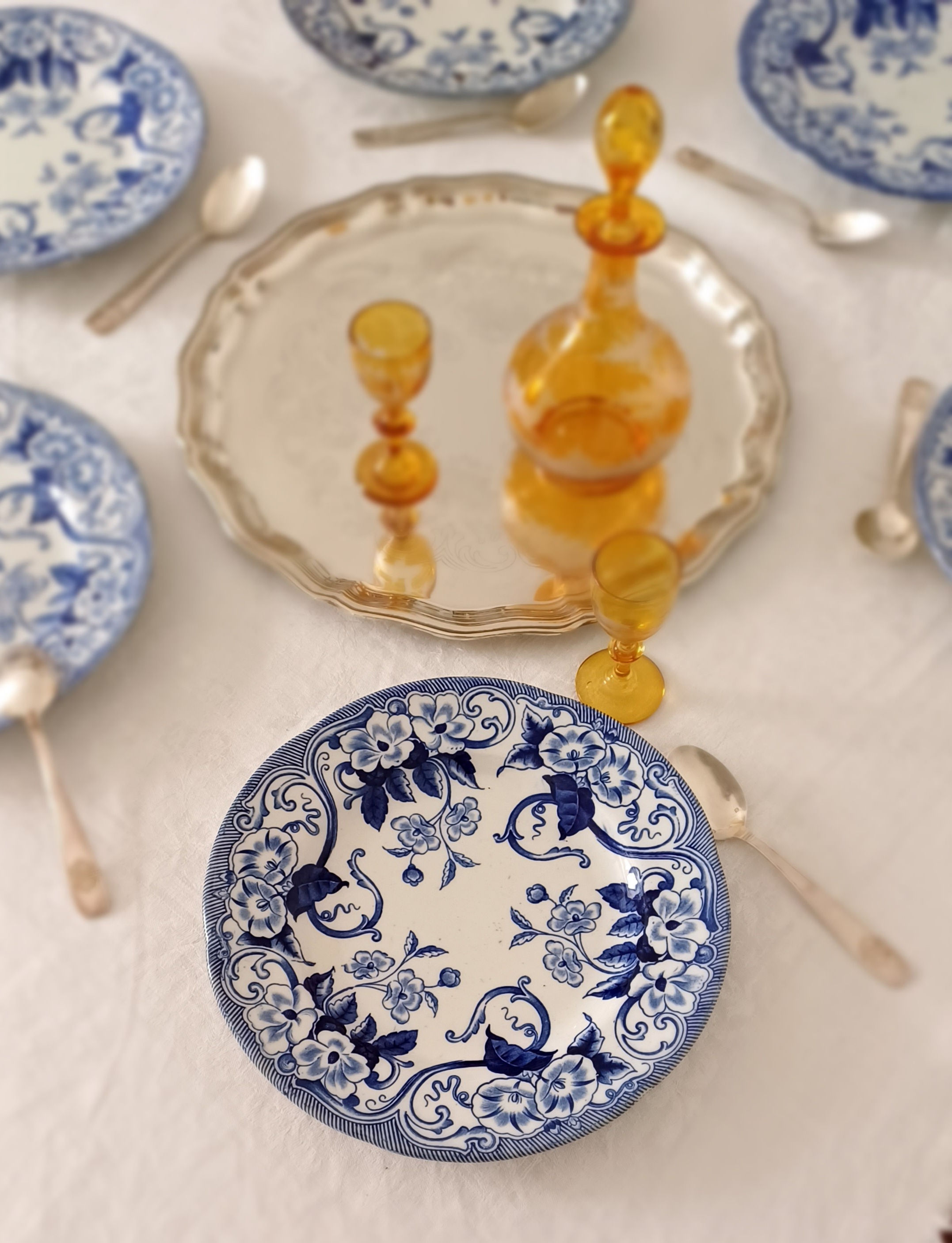 Creil & Montereau assiettes service Flora aux liserons. 1886.