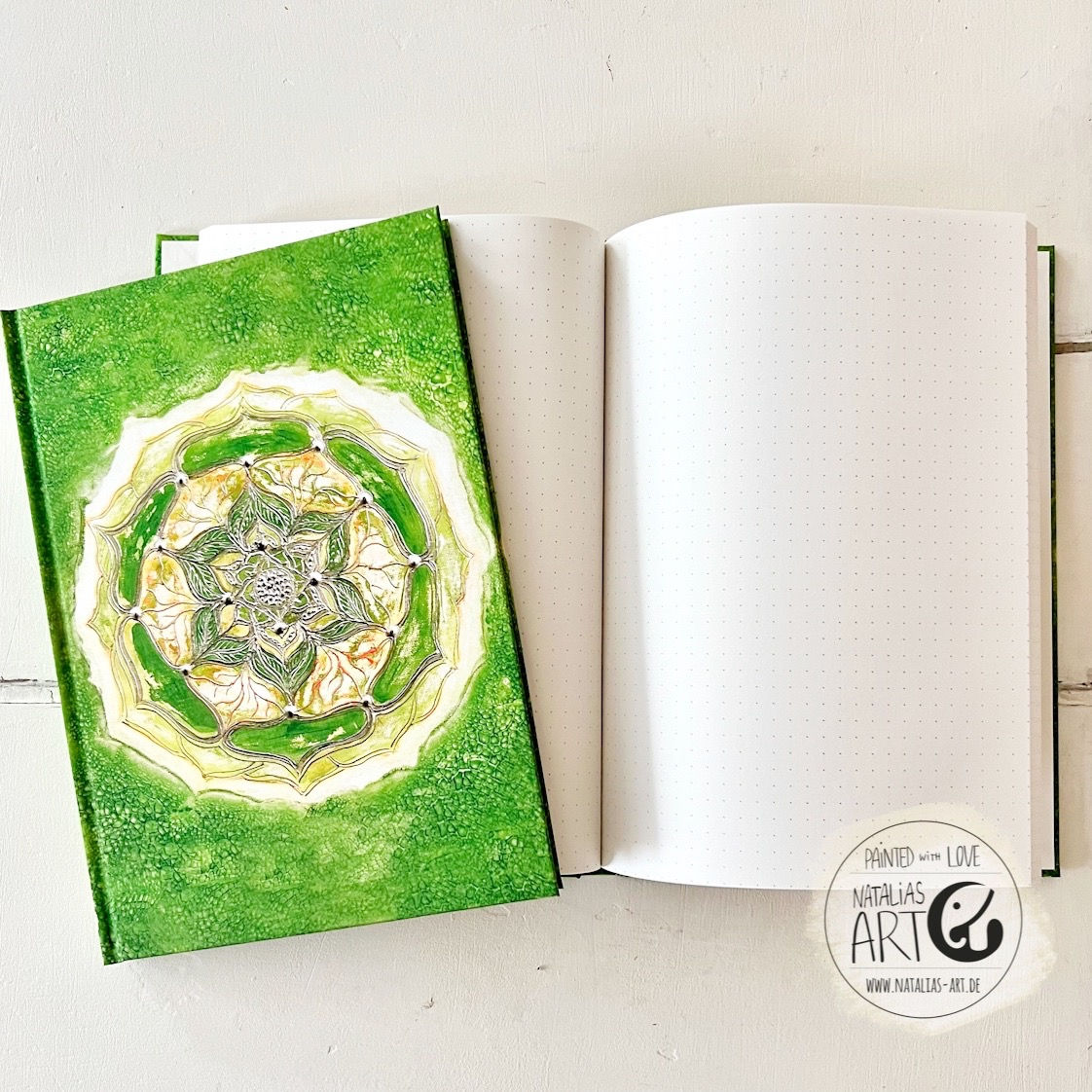 Aufmerksamkeit  - Notizbuch Notebook Journal Kunstprodukte von Natalia Schäfer