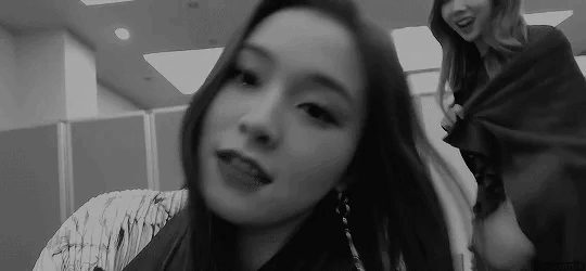 gahyeon-2.gif