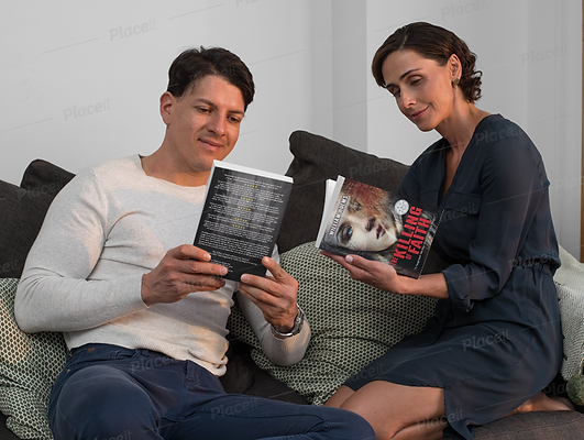 COUPLE READING.png