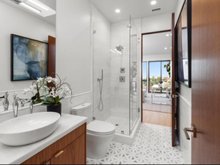 Sarti Mirror and Glass is always at your service.