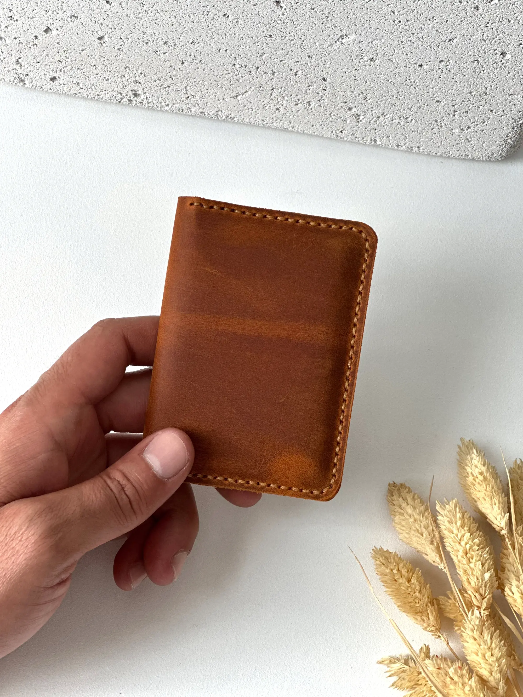 Artos Bifold Card Holder Camel