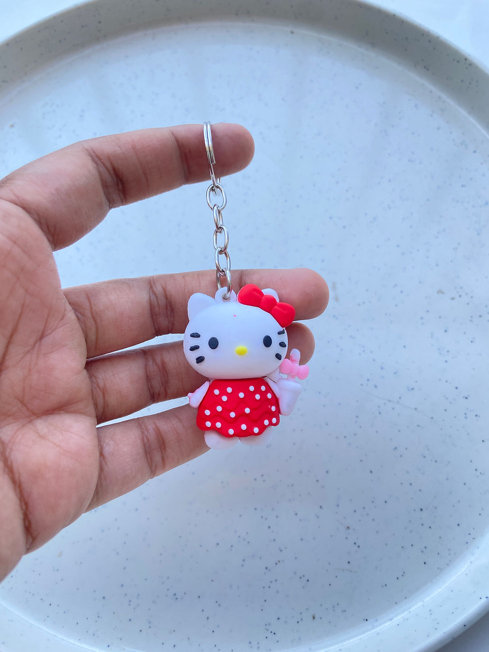 Thumbnail: Kitty with polka dot dress readymade keyhains (1pc)