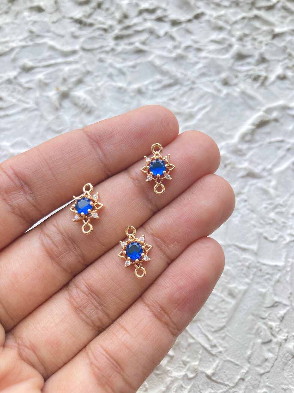 Thumbnail: 18k gold plated designer star shape connector