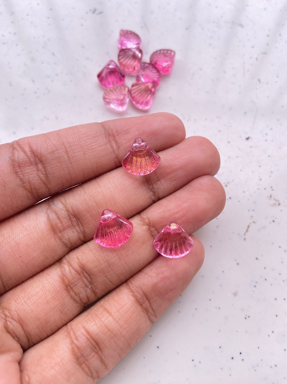 Thumbnail: Top-side drilled glass shell bead
