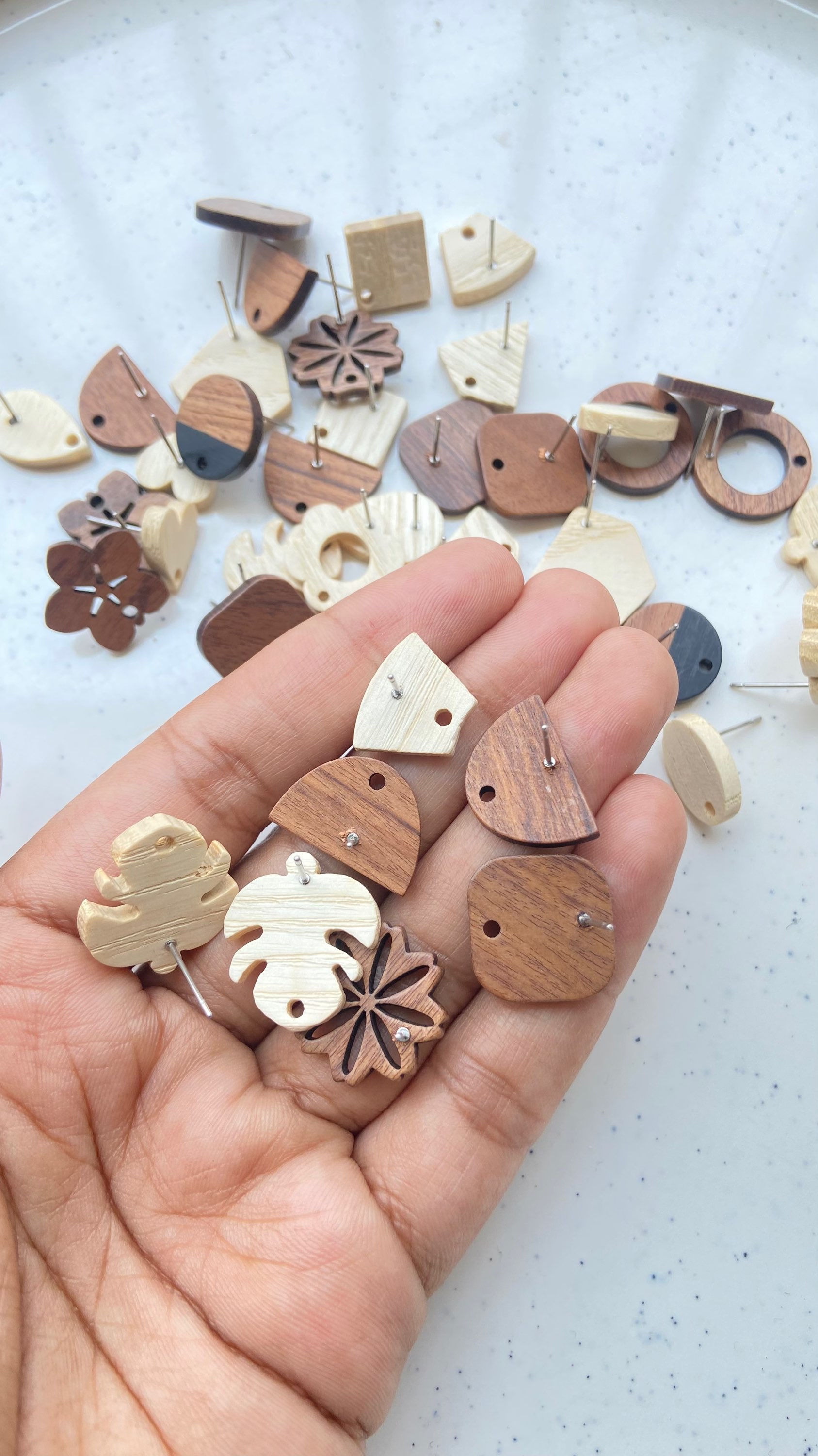 Mix shape wooden studs