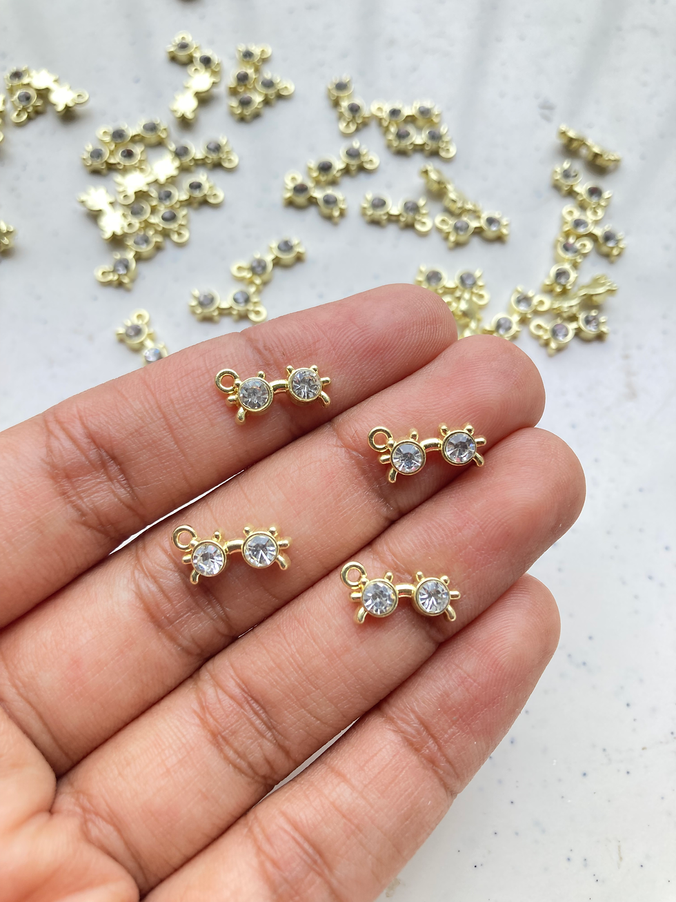 Thumbnail: Alloy rhinestone goggles charm