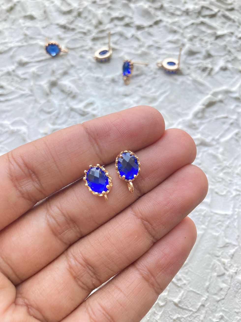 Thumbnail: Glass colourful oval stud