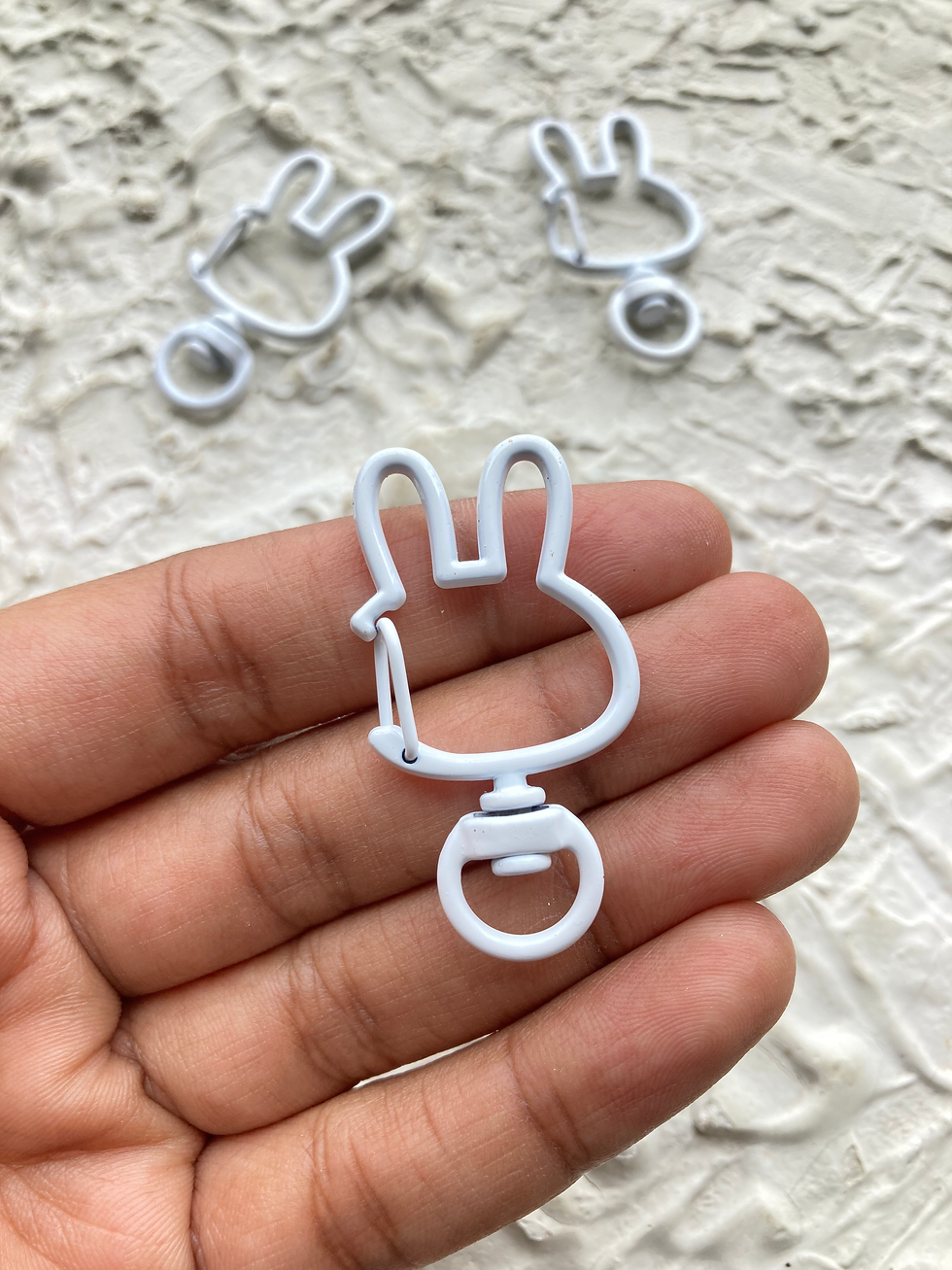 Thumbnail: Colourful rabbit shape alloy keychain clasp