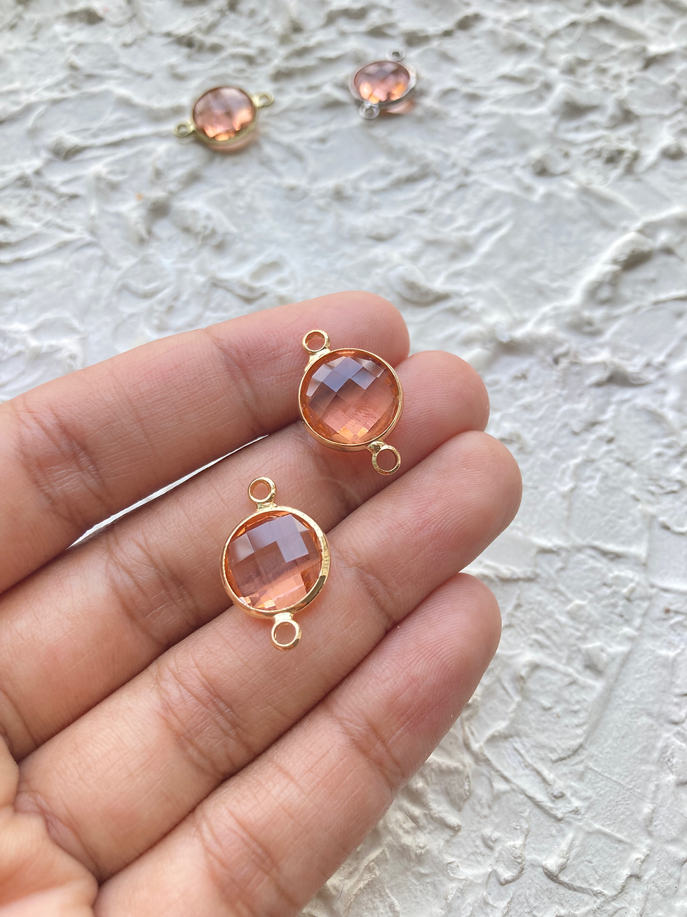 Thumbnail: Faceted glass round charm
