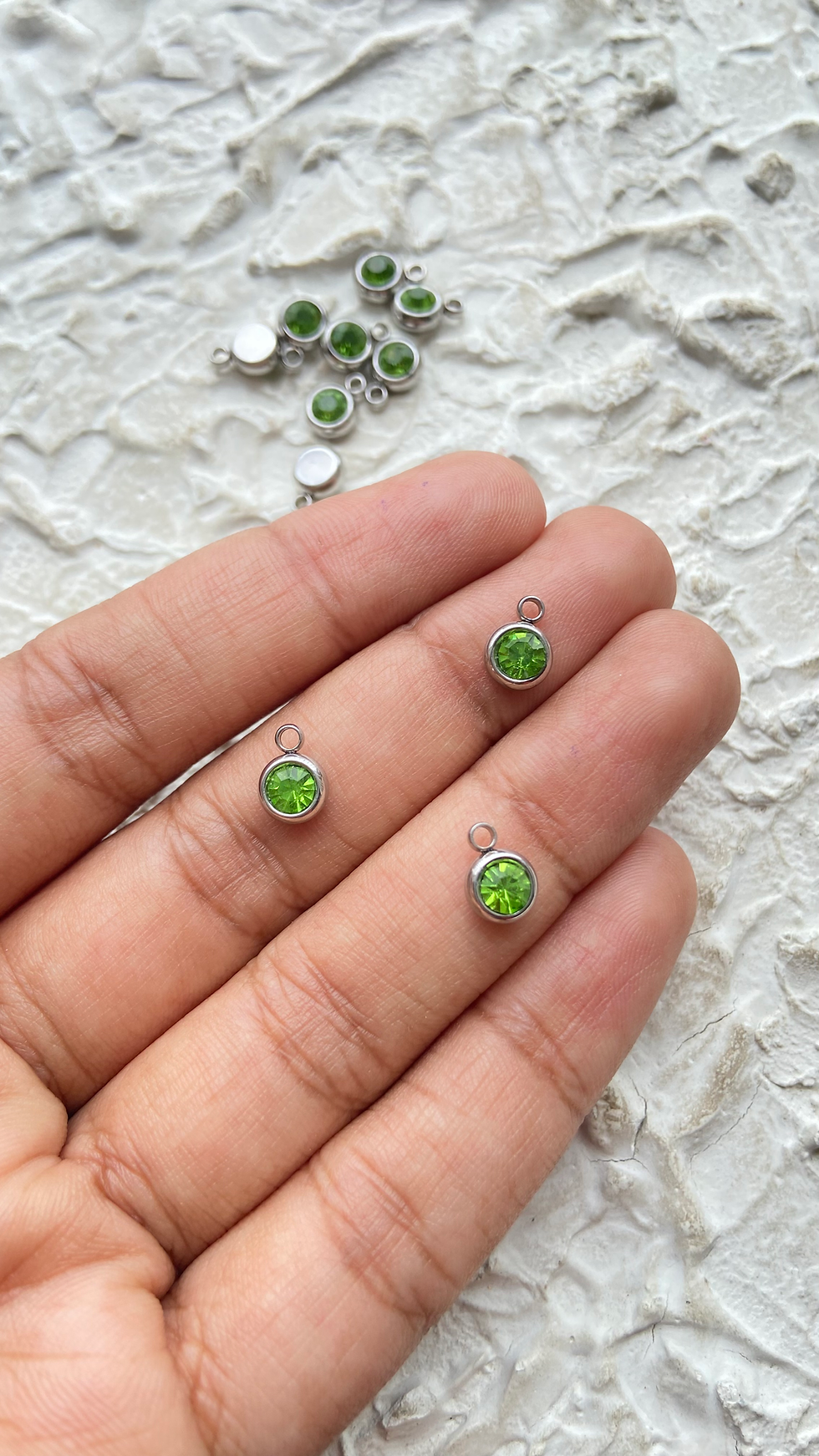 Thumbnail: Stainless steel rhinestone circle colourful charm (1pc)