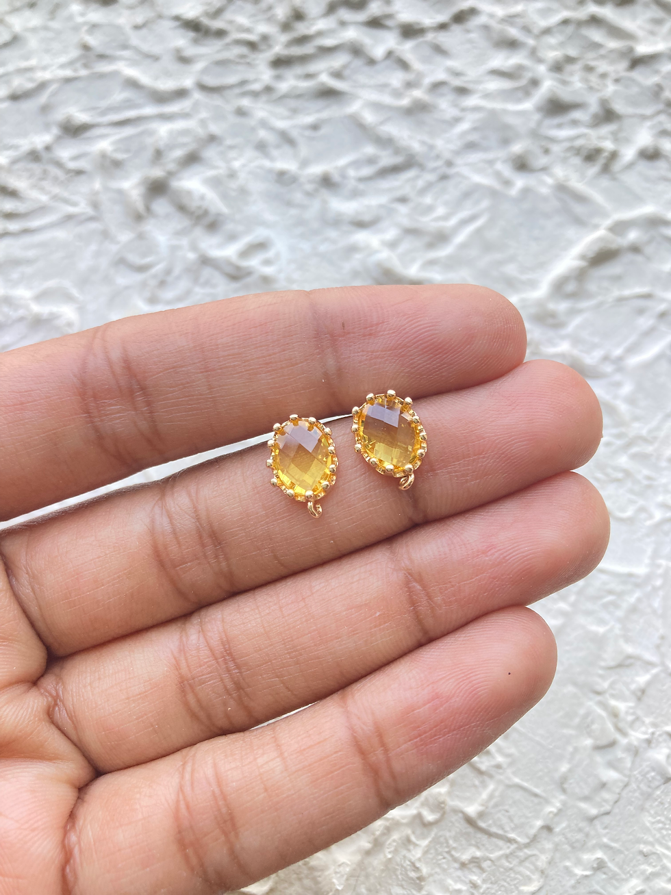 Thumbnail: Glass colourful oval stud