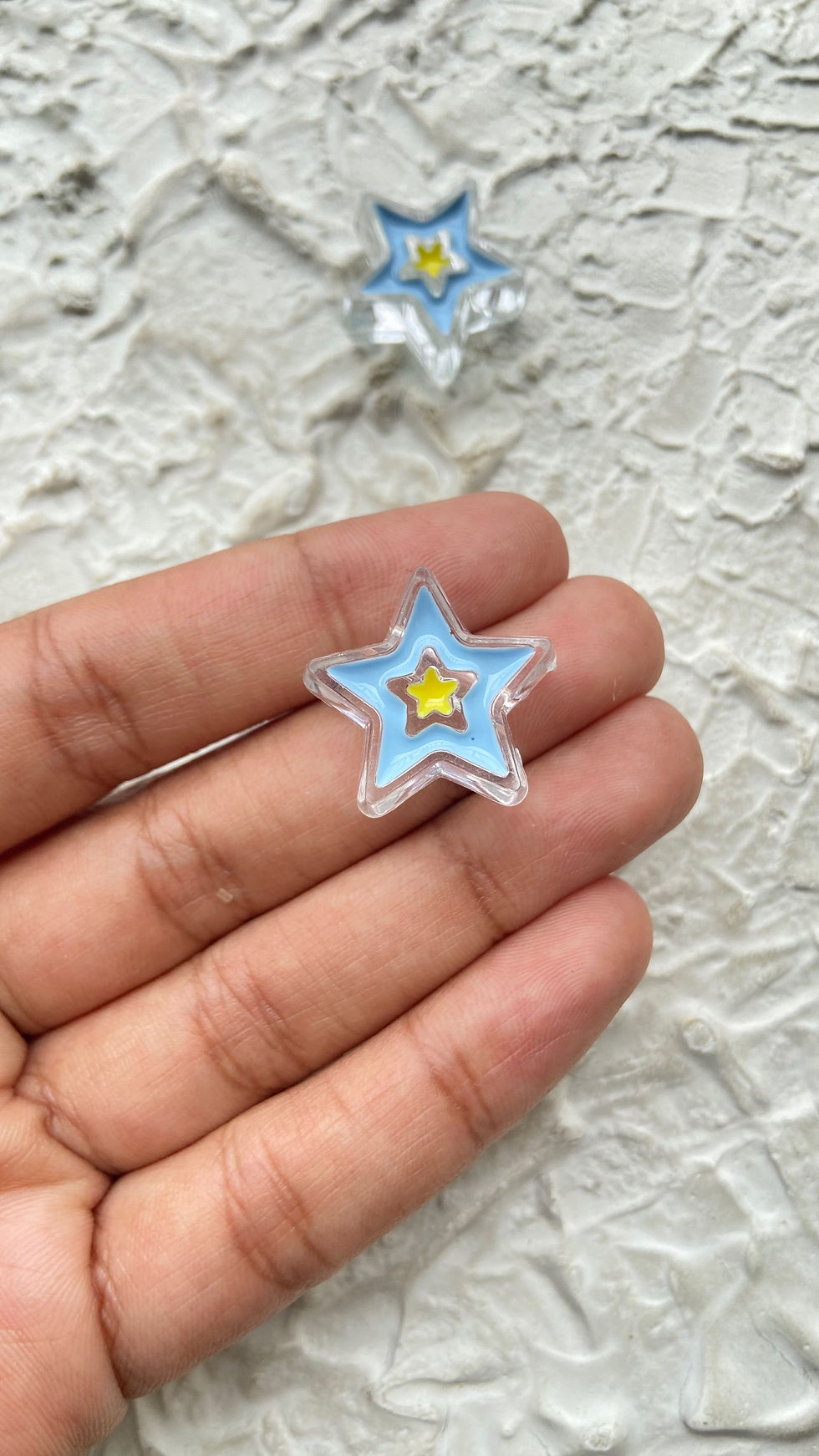 Thumbnail: Chonky star acrylic beads