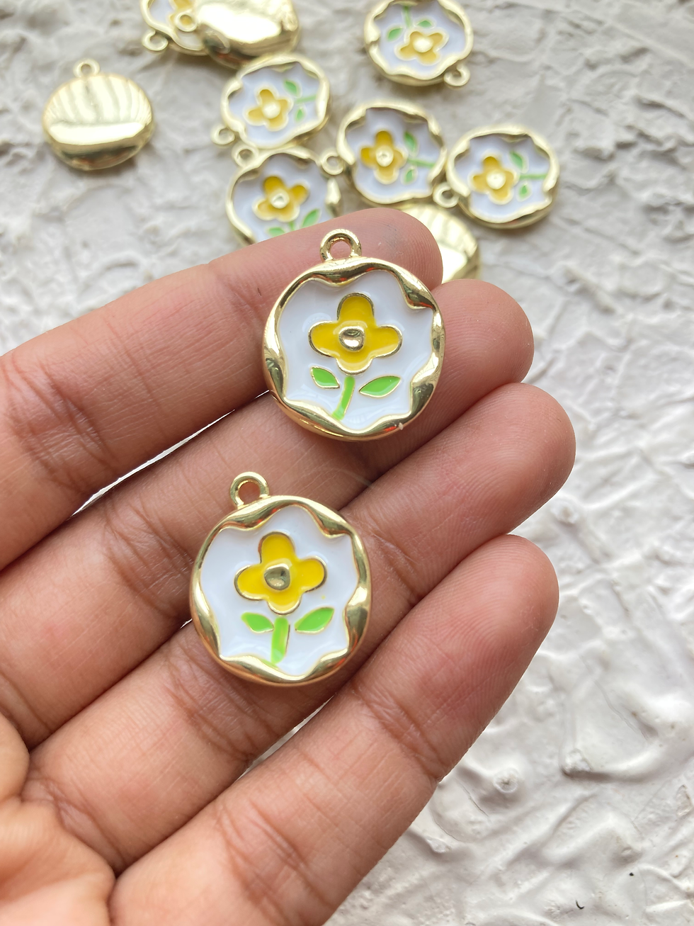 Thumbnail: Irregular circle with enamel flower alloy charm