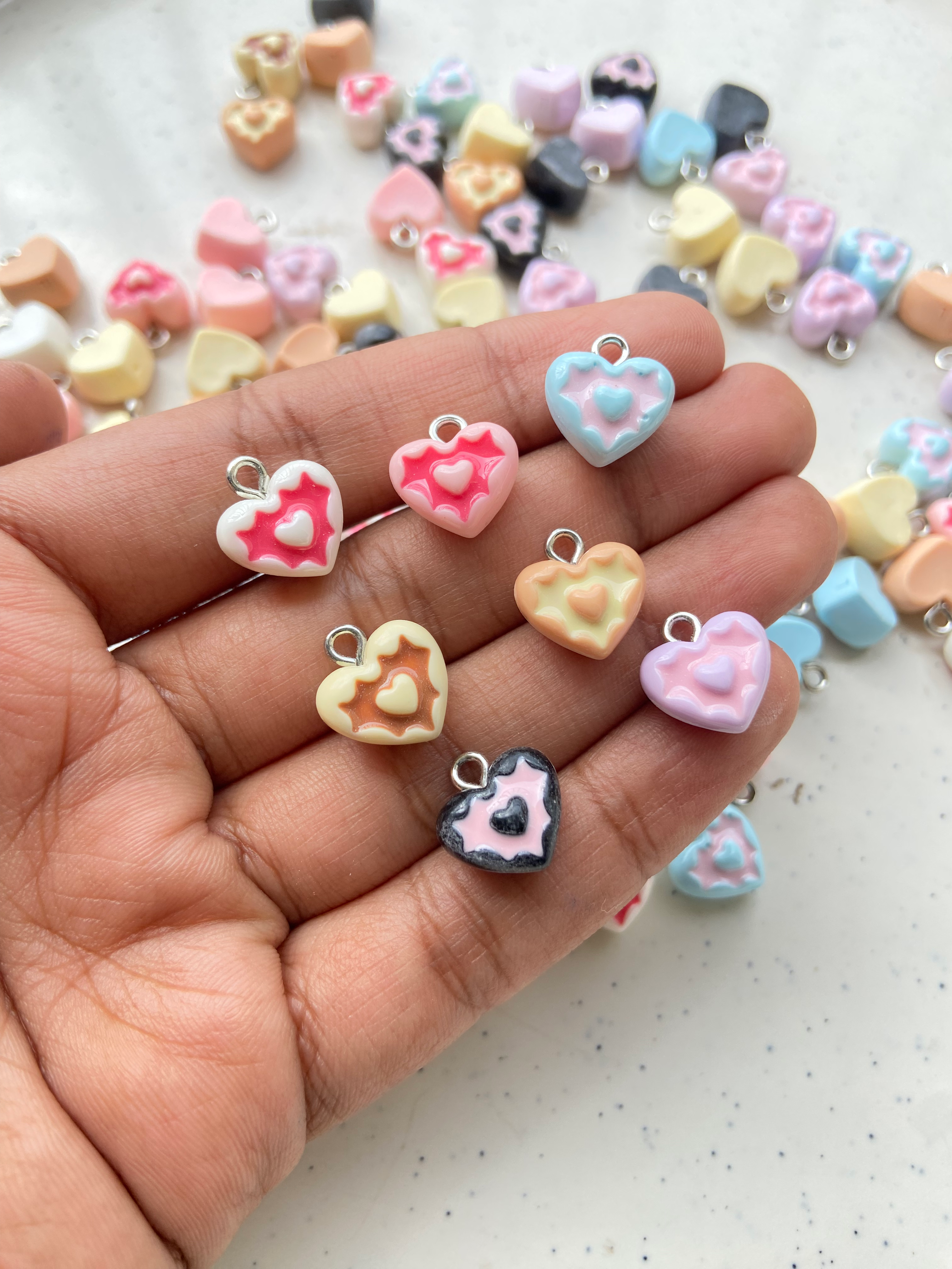 Mix-heart shape resin charm